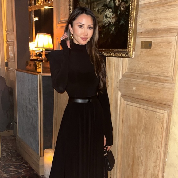 • JOIN THE LIST • - Picture 3 of 3